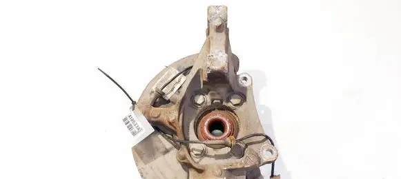 Volvo S60 Front wheel hub 9461943