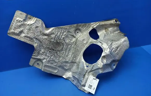 Mercedes-Benz E W212 Exhaust heat shield A2126823771