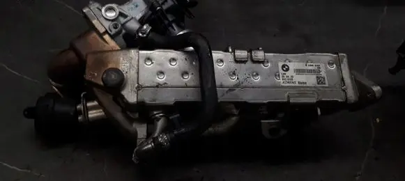 BMW X3 F25 EGR valve cooler 8598444