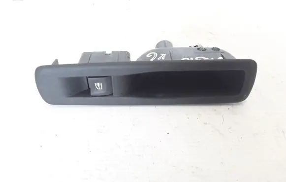 Renault Laguna III Electric window control switch 82944002R