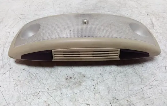 Volvo S80 Rear seat light