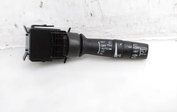 Honda CR-V Wiper control stalk M48604