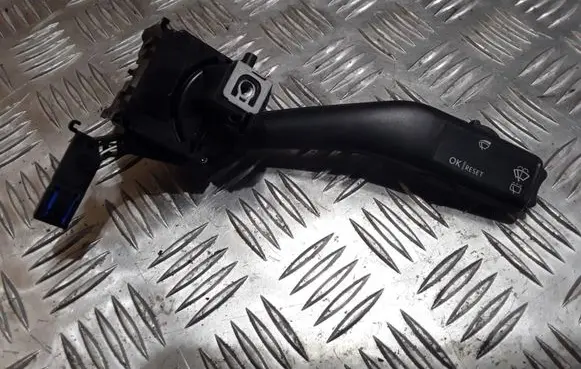 Volkswagen Touran I Wiper control stalk 1K0953519