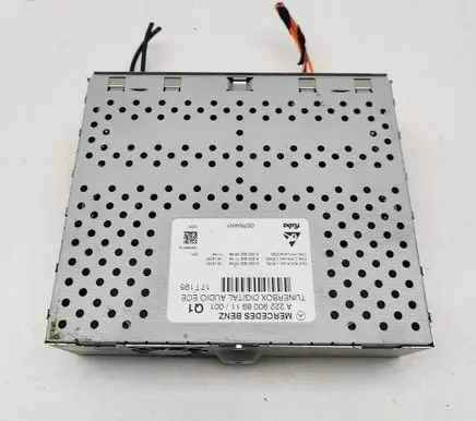 Mercedes-Benz C W205 HiFi Audio sound control unit A2229008911 A2229027009