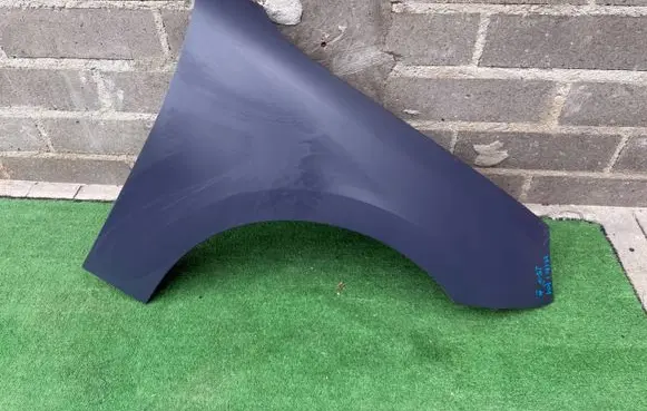 Mini Electric (Cooper SE) Fender 
