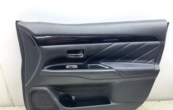 Mitsubishi Outlander Front door card panel trim