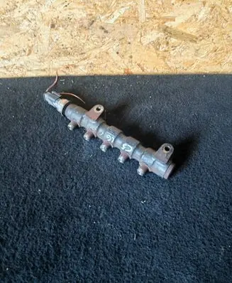 Citroen C5 Fuel main line pipe 9654592680