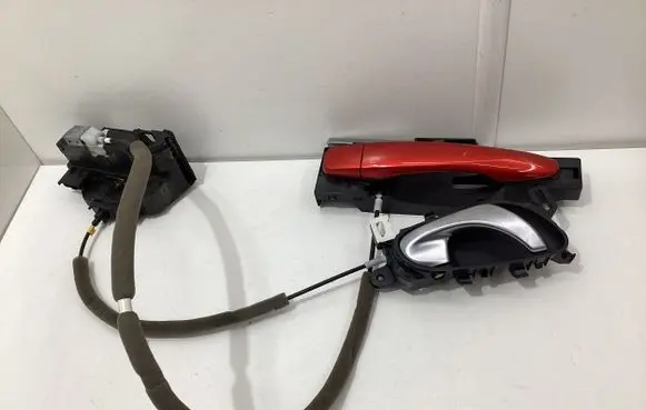 Renault Kadjar Front door lock 806060294R 806705402R