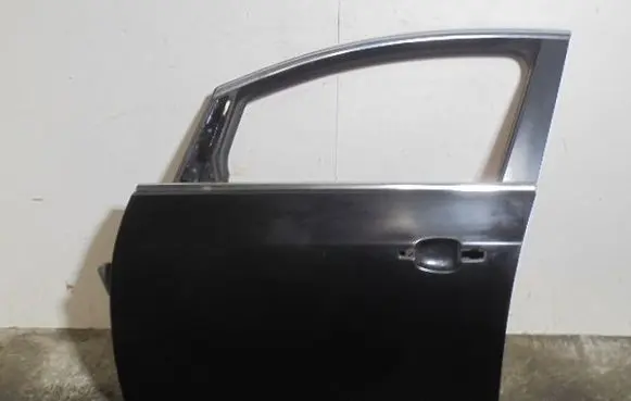 Opel Astra J Front door 