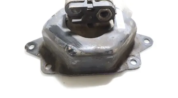 Renault 4 Engine mount vacuum valve 