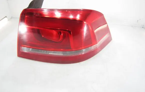 Volkswagen PASSAT B7 Rear/tail lights 3AE945096F 90004874