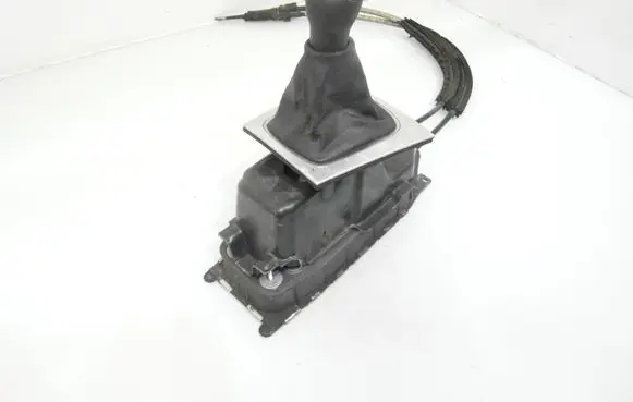 Audi A3 S3 8P Gear shifter/selector 8P0863876B