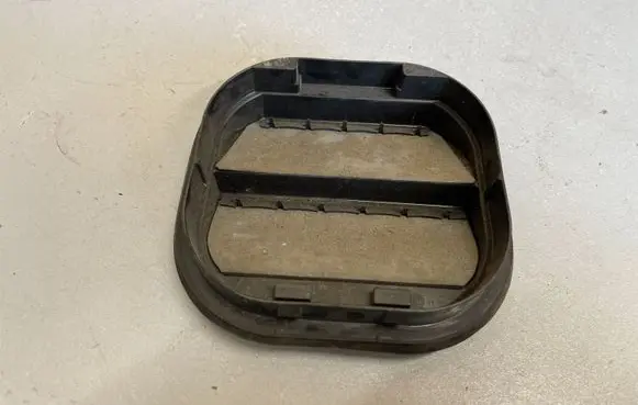 Opel Mokka X Fender grill 