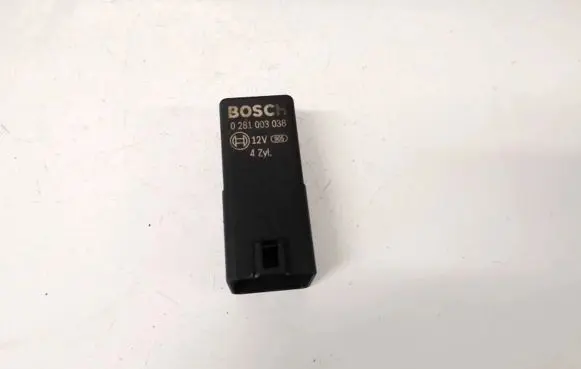 Volkswagen PASSAT B6 Glow plug pre-heat relay 0281003038 038907281d