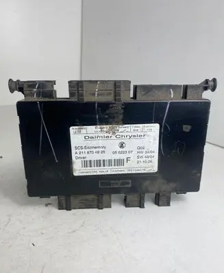 Mercedes-Benz R W251 Seat control module A2118704926 05022307