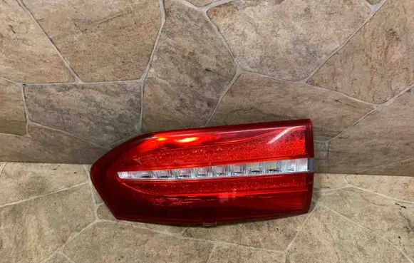 Mercedes-Benz E W213 Tailgate rear/tail lights 633000