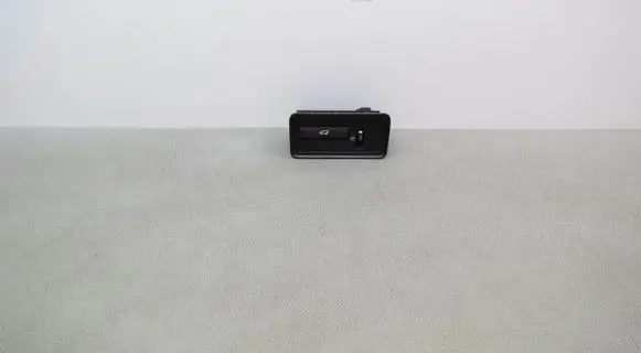 Land Rover Range Rover Evoque L538 Tailgate/boot open switch button BJ3211654BB