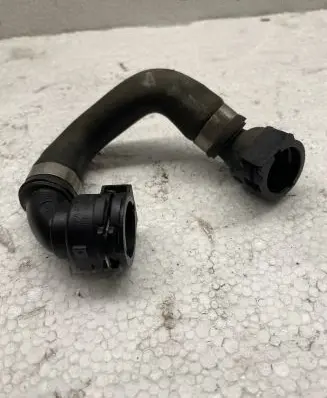 BMW 5 F10 F11 Engine coolant pipe/hose 37767102