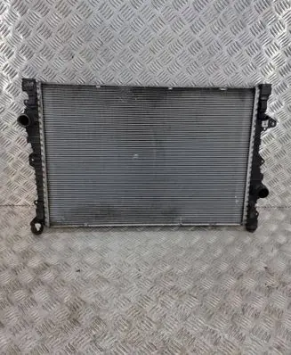 Land Rover Discovery Sport Coolant radiator