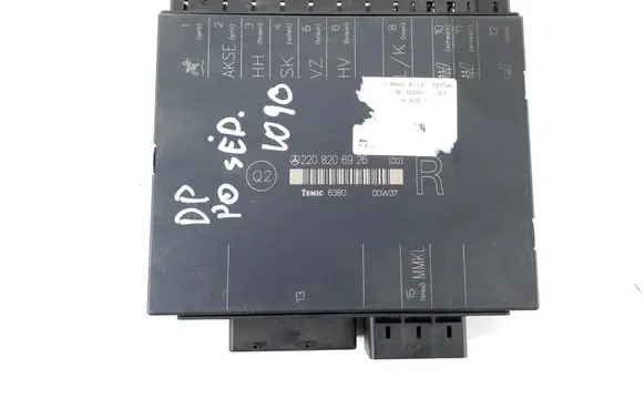 Mercedes-Benz S W220 Seat control module A2208206926