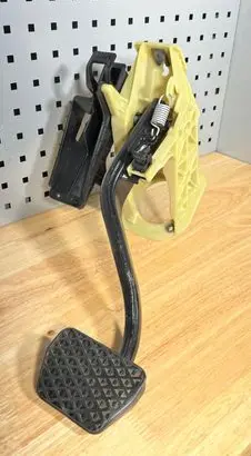 BMW 5 F10 F11 Brake pedal 9144253