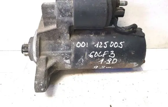 Volkswagen Golf III Starter motor 001125005