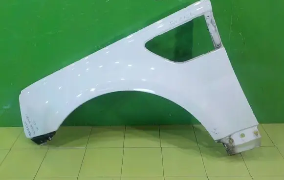 Land Rover Range Rover Sport L320 Fender PRZOD LEWY