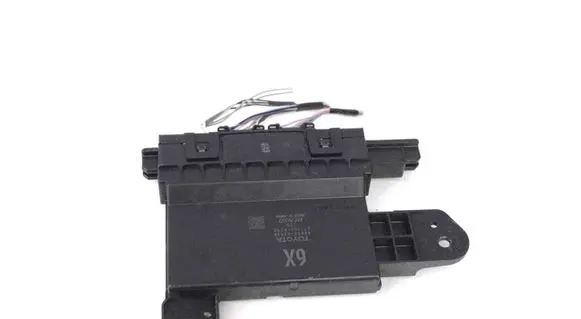 Toyota Prius (XW50) Other devices 8865047490 2774006290