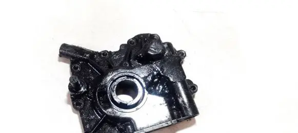 Opel Omega B1 Oil pump 