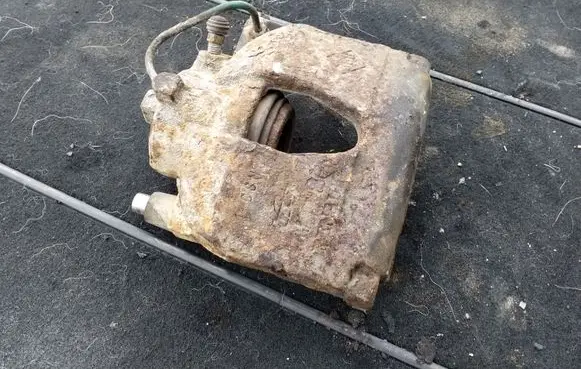Renault Laguna II Front brake caliper