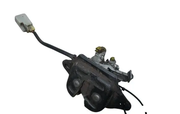 Nissan Serena Tailgate/trunk/boot lock/catch/latch