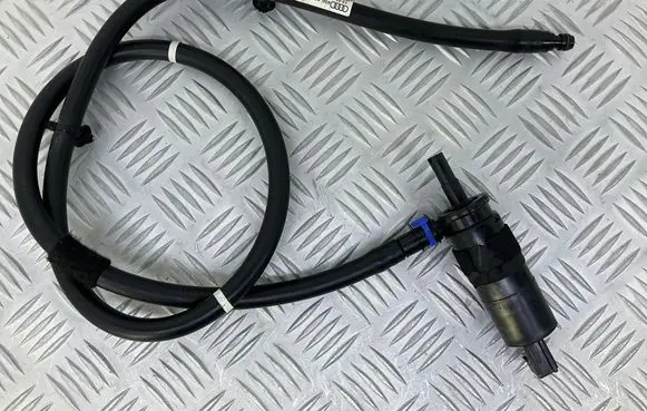 Audi A6 S6 C7 4G Headlight washer pump 3B7955681 4G0955667