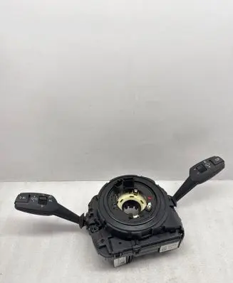 Wiper turn signal indicator stalk/switch