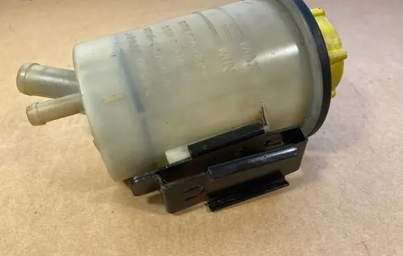 Land Rover Range Rover Sport L320 Power steering fluid tank/reservoir RQN000011