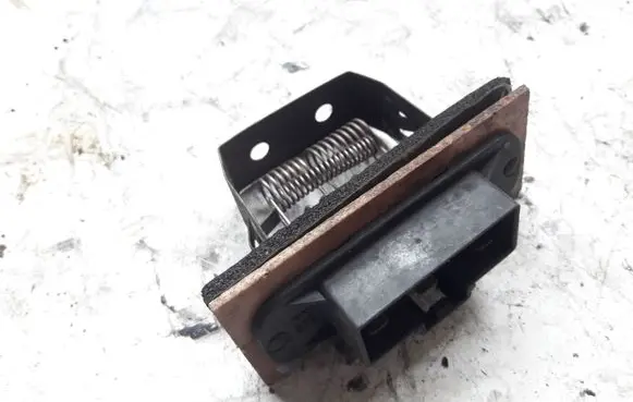 Chrysler Voyager Heater blower fan relay 