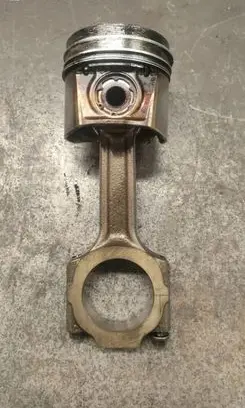 Opel Astra H Piston with connecting rod Z19DT