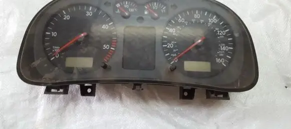 Volkswagen Golf IV Speedometer (instrument cluster) 1J0920905G