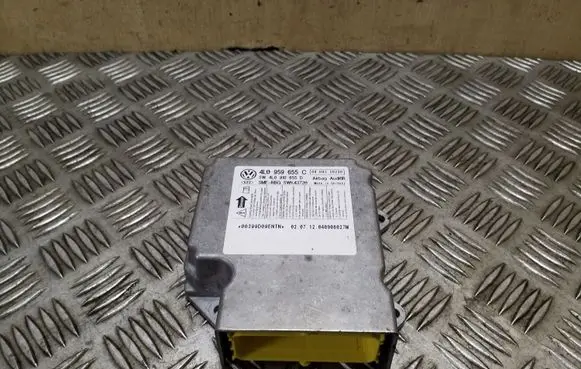 Audi Q7 4L Airbag control unit/module 4L0959655C 5WK43720