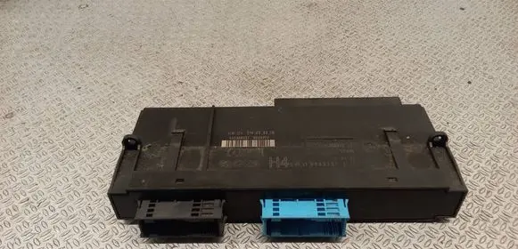 BMW 3 E90 E91 Comfort/convenience module 6983307 532308G0 0025372