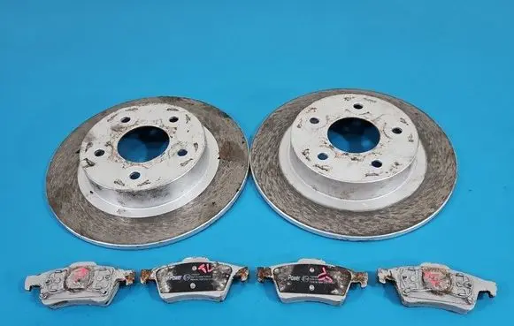 Nissan Primera Brake discs and calipers set IMPRK1585676