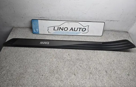 BMW 5 E60 E61 Front sill trim cover 7034304 22339910