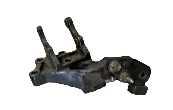 Toyota Avensis T250 Engine mounting bracket 123150R012