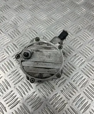 BMW 5 E60 E61 Vacuum pump 7507263 68739910