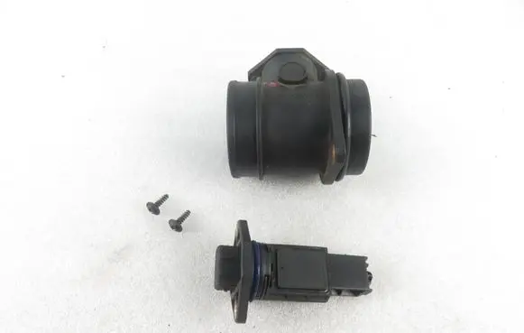 Opel Frontera A Mass air flow meter AMMQ19640