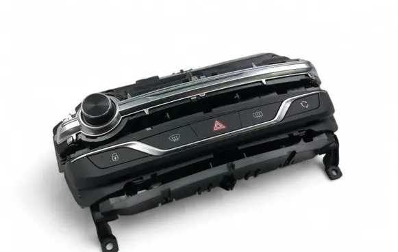 Peugeot 308 Speedometer (instrument cluster) 6Y0920881M