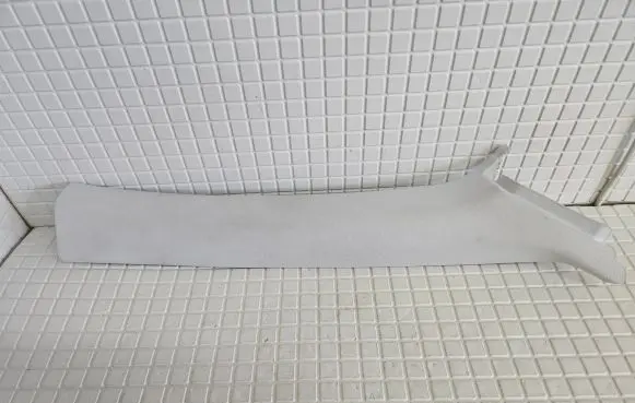 Peugeot 308 (A) pillar trim 9677359377