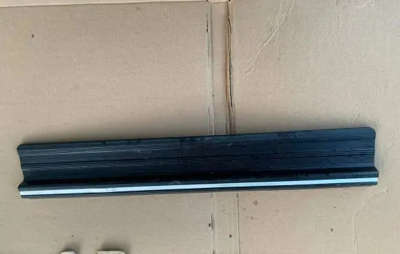Mercedes-Benz W123 side skirts sill cover 