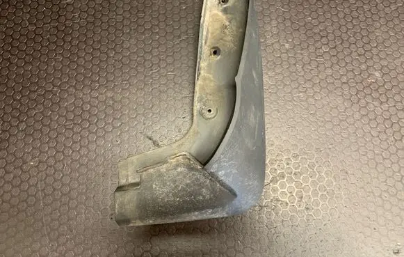 KIA Sorento Front mudguard 868323E510