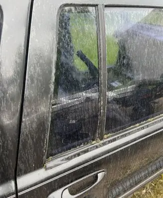 Jeep Grand Cherokee (WJ) Rear vent window glass 