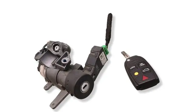Volvo XC90 Ignition lock 8626324